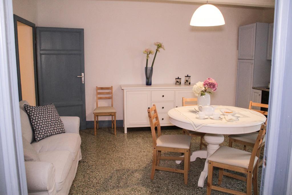 Abitare Il Borgo Piazza Del Popolo Apartment กัสตาลเญโต การ์ดุชชี ภายนอก รูปภาพ